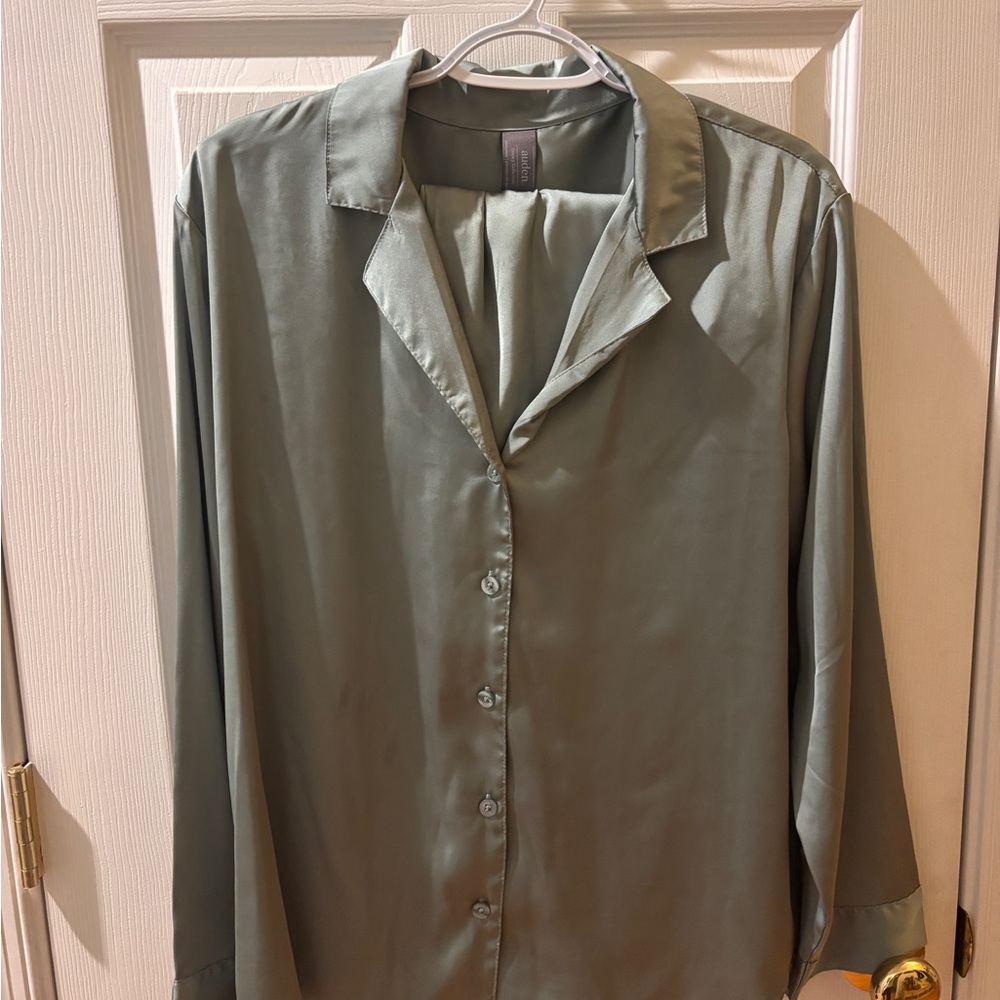 Auden Sage Green Women’s Pajama set Size M